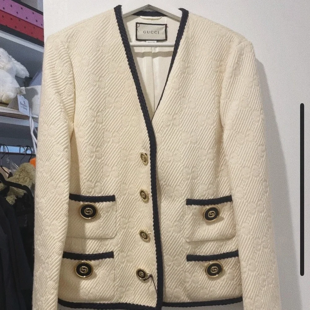 COPY - Gucci women white jacket - Picture 1 of 5